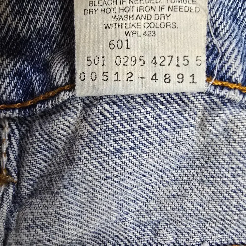 VTG Levi’s 512 Jeans Mens 33x32 USA Made Light Wash Slim Tapered 31x31